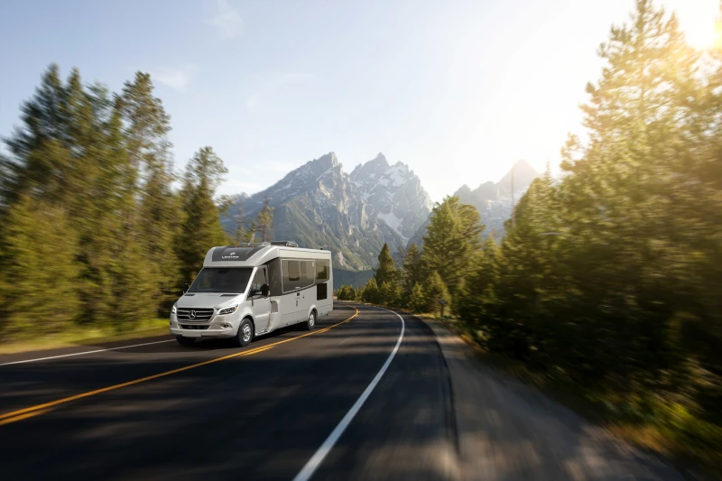 Fraserway RV, B+ Premium