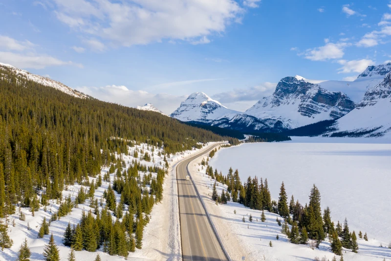 Wohnmobil auf dem Icefields Parkway
